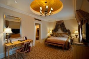 Hotel Donbass Palace