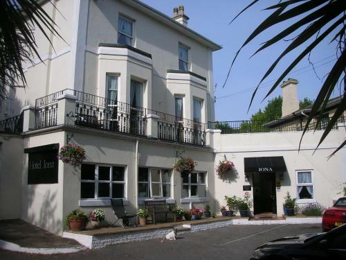 Hotel Iona