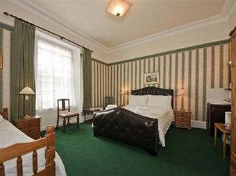 Ashurst Lodge Hotel