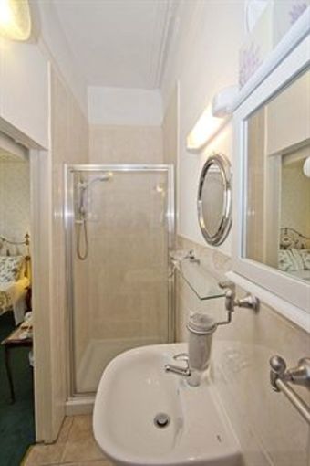 Ashurst Lodge Hotel