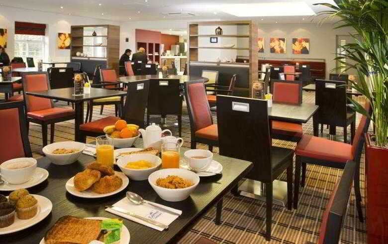 Hotel Holiday Inn Express Warwick