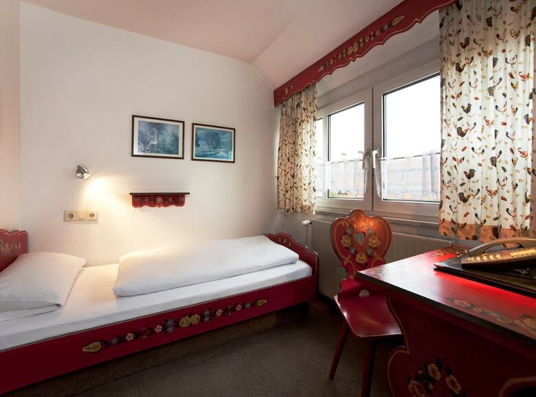 Hahn Hotel