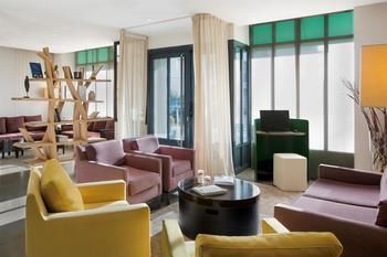 Hotel Kyriad Paris La D�fense