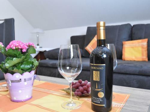 Cosy Apartment In Werda With Garden