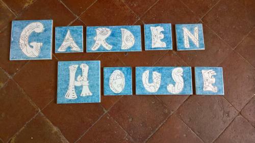 Seafront Apartments Garden House