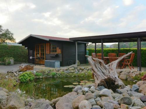 Cozy Apartment In Wienrode With Pond