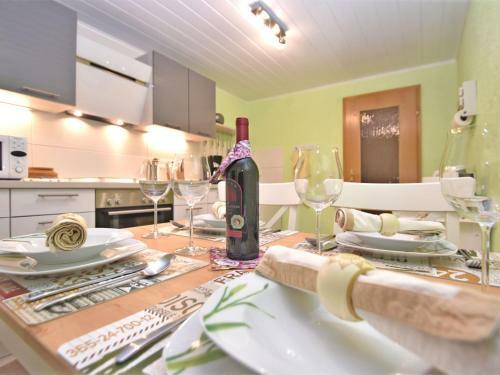 Cozy Apartment In Wienrode With Pond