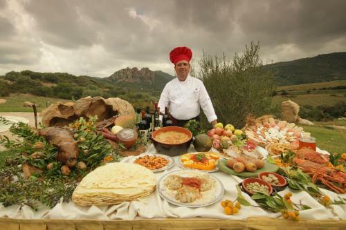 Hotel Ristorante La Tana Di Li Mazzoni