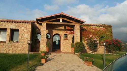 Hotel Ristorante La Tana Di Li Mazzoni