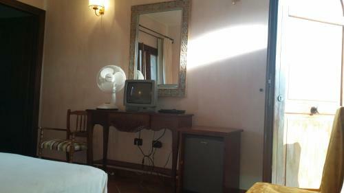 Hotel Ristorante La Tana Di Li Mazzoni