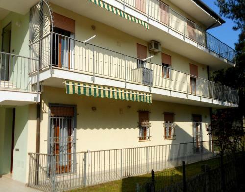Two-bedroom Apartment Rosolina Mare Near Sea