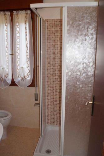 Two-bedroom Apartment Rosolina Mare Near Sea 4
