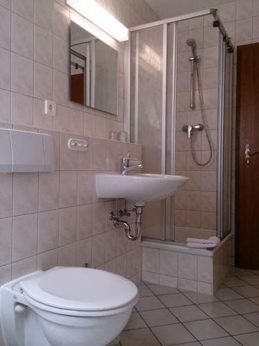 Hostal Hotelpension Schwalbennest