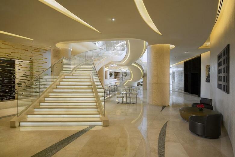 Hotel Hilton Capital Grand Abu Dhabi