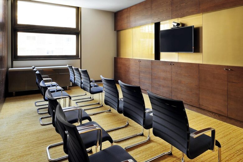 Hotel Courtyard By Marriott World Trade Center, Abu Dhabi