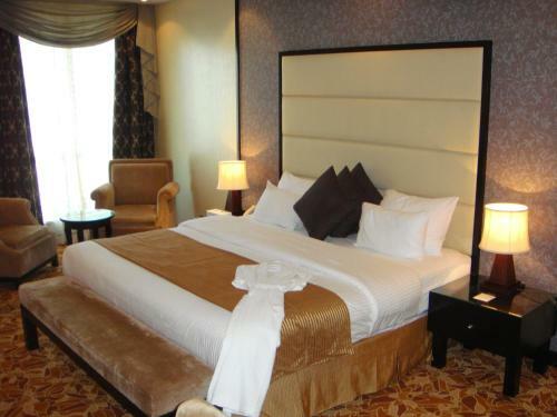 Paragon Hotel