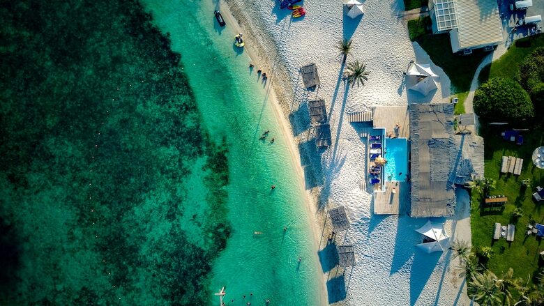 Hotel Zaya Nurai Island Resort