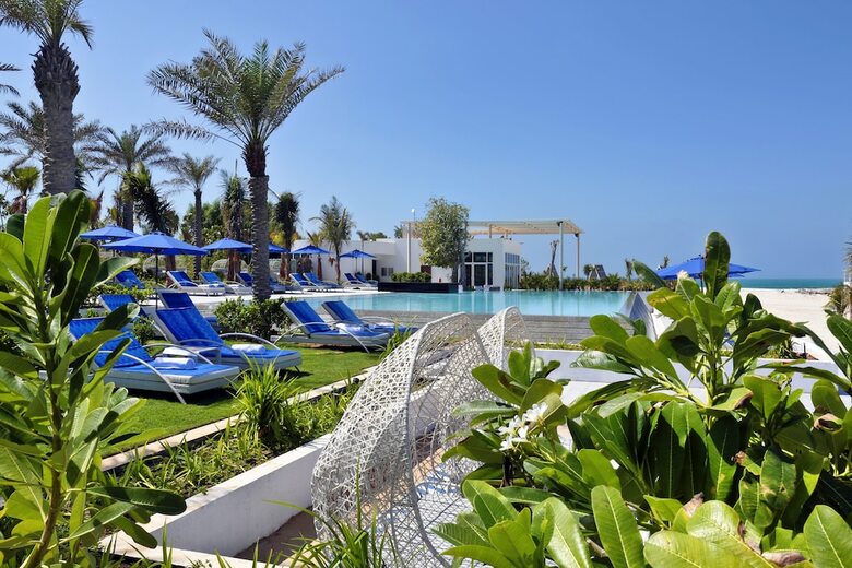 Hotel Zaya Nurai Island Resort