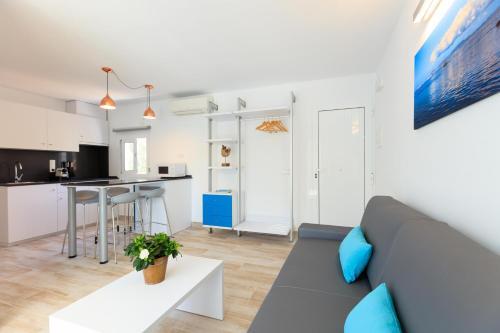 Apartamentos Pinos Playa - Formentera Break