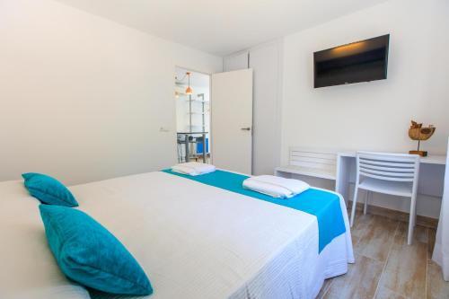 Apartamentos Pinos Playa - Formentera Break