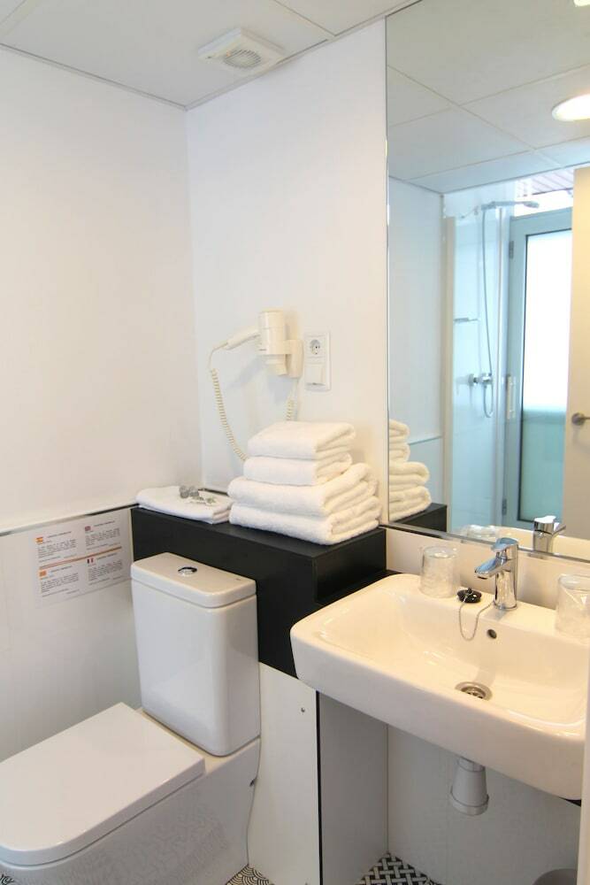 Pension Hostal Aslyp 114