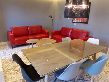 Apartamentos Gran Via Bassols