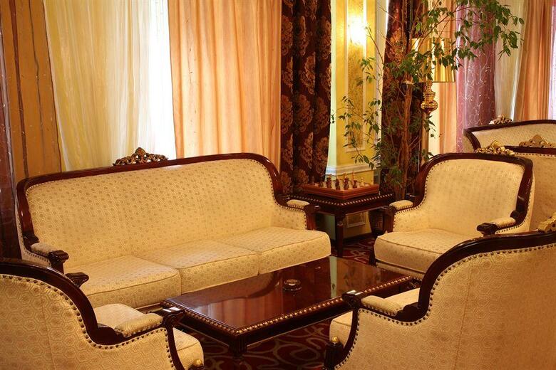 Mandarin Moscow Hotel