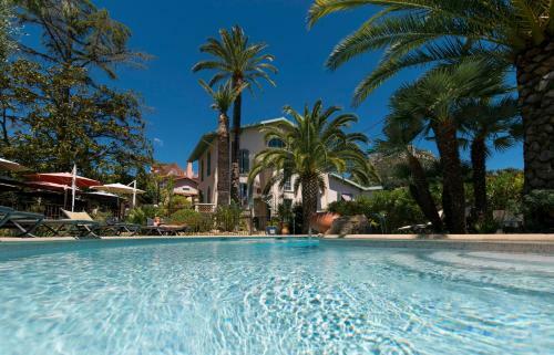 Hotel H�tel De Charme Villa Roseraie