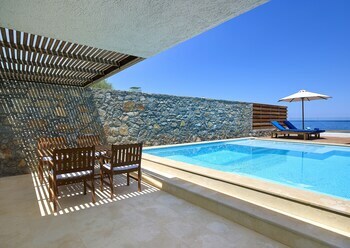 Hotel St Nicolas Bay