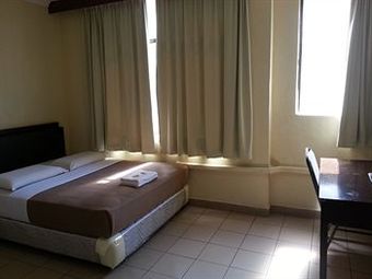 Hostal Iskandar Sinsuran Guesthouse