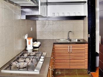 Likas Square Apartment Hotel