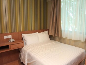 Likas Square Apartment Hotel