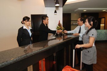 Likas Square Apartment Hotel