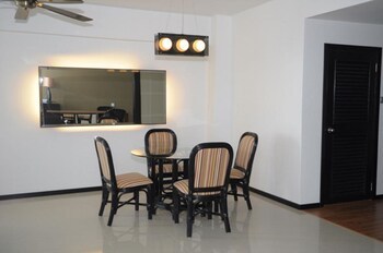 Likas Square Apartment Hotel