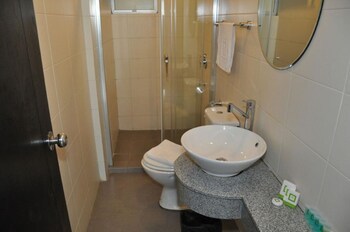 Likas Square Apartment Hotel