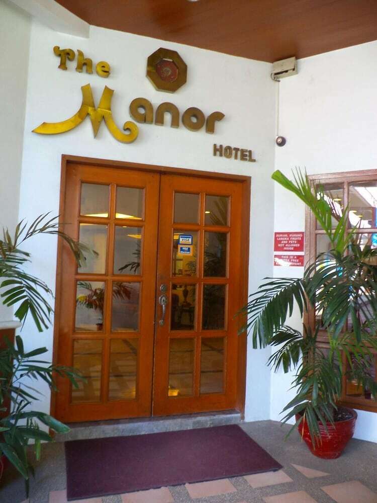 The Manor Hotel