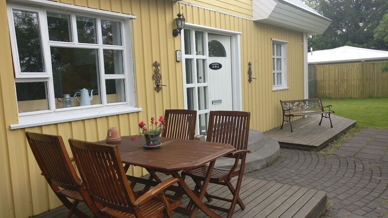 Hostal Birta Guesthouse