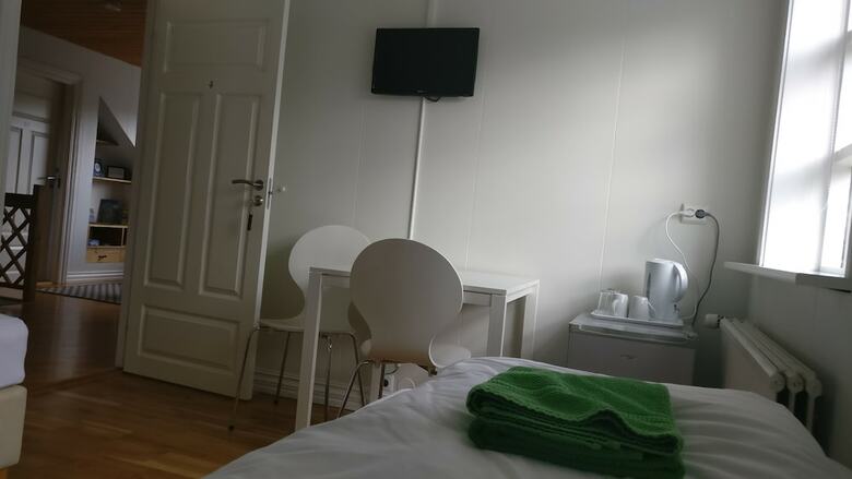 Hostal Birta Guesthouse
