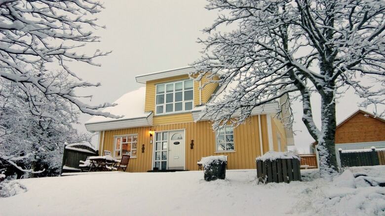 Hostal Birta Guesthouse