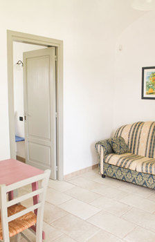 Agroturismo Trullo Sovrano Exclusive B&B