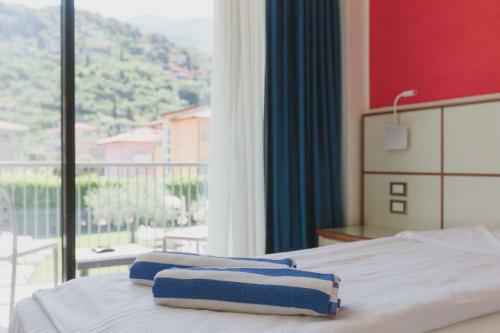 Hotel Holiday
