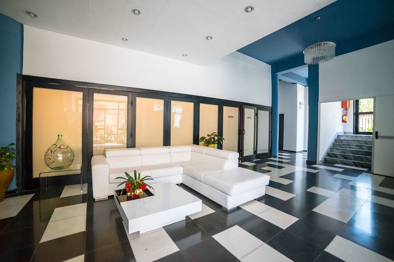 Hotel La Piramide
