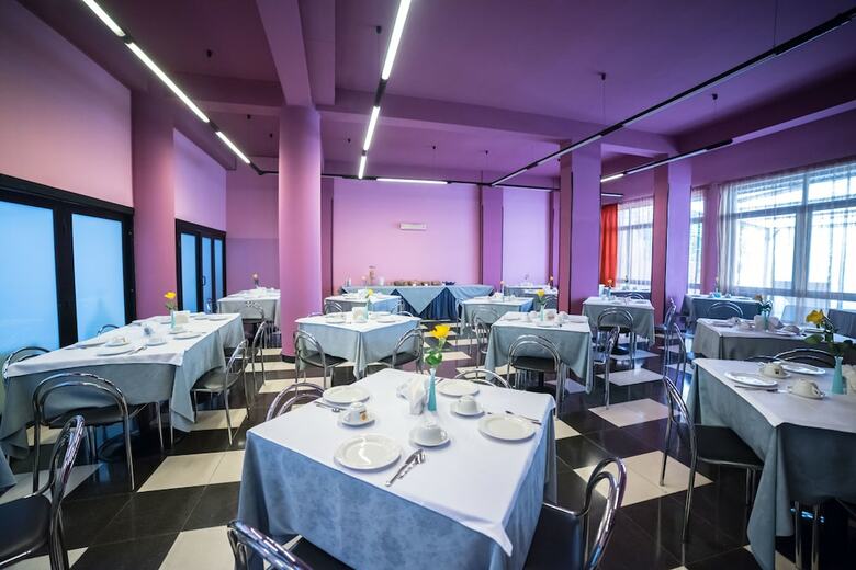 Hotel La Piramide