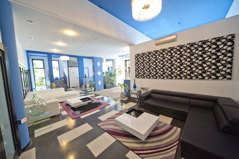 Hotel La Piramide