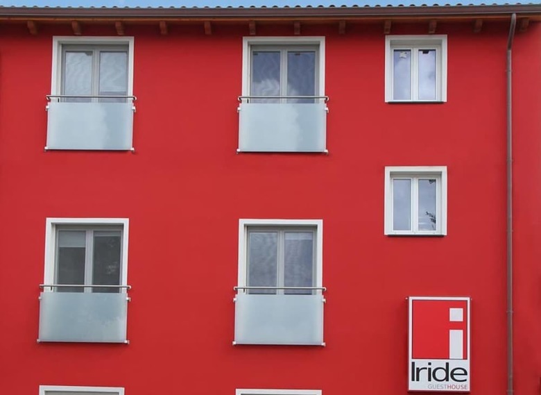 Hostal Iride Guest House