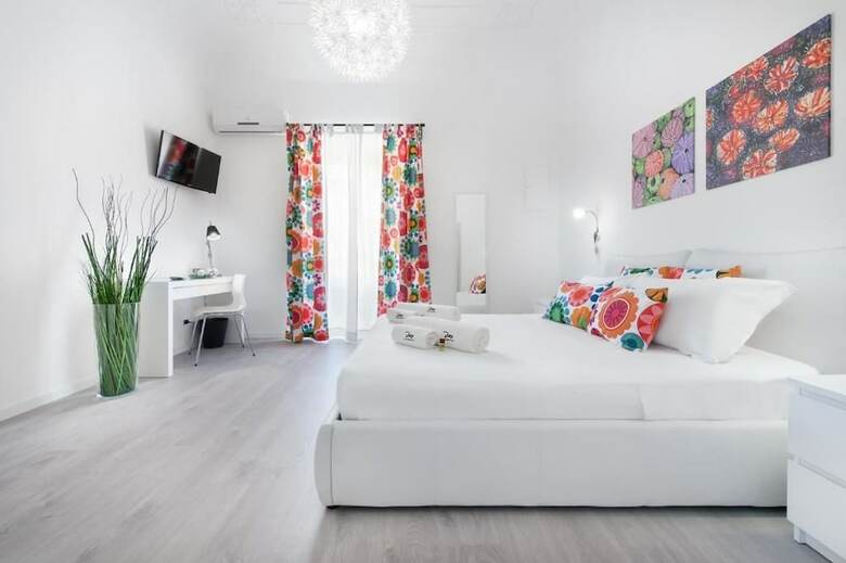 Room & Breakfast Zero