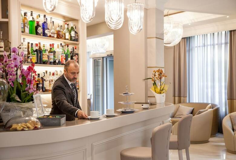 Hotel Dei Fiori - Spa E Ristorante