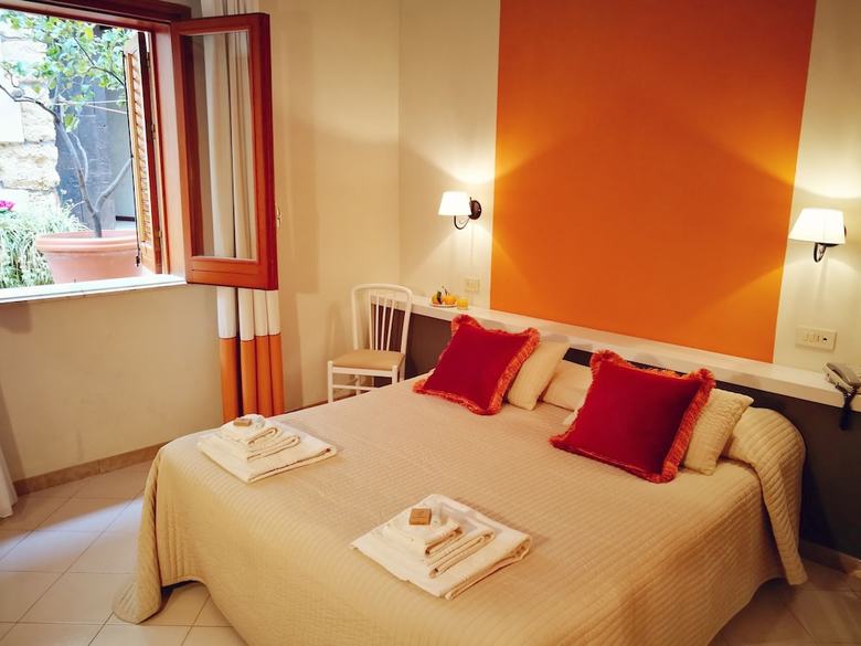 Hotel Al Madarig