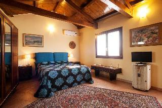 B&B Vins Lounge