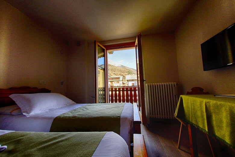Hotel Meubl� Cima Bianca Garni
